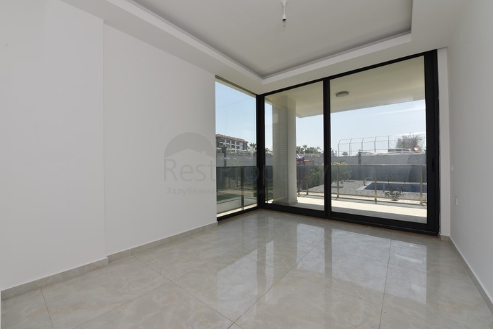 Садовый дуплекс в 100 метрах от моря