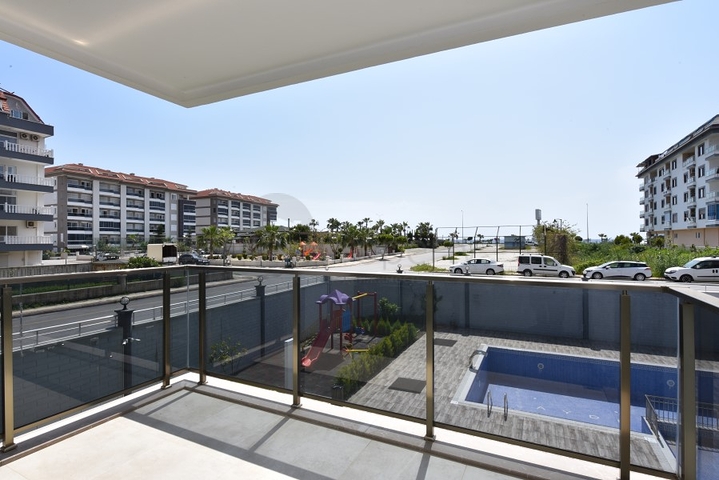 Садовый дуплекс в 100 метрах от моря