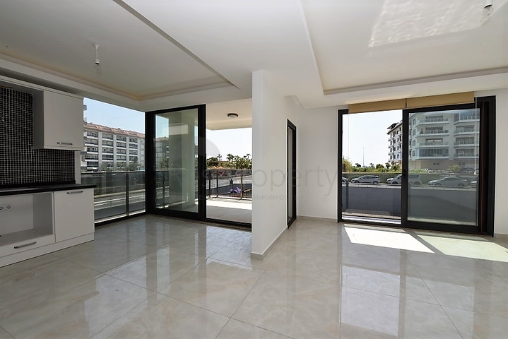 Садовый дуплекс в 100 метрах от моря