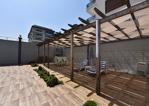 Садовый дуплекс в 100 метрах от моря