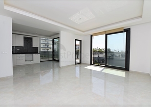 Садовый дуплекс в 100 метрах от моря