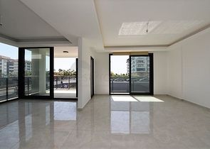 Садовый дуплекс в 100 метрах от моря