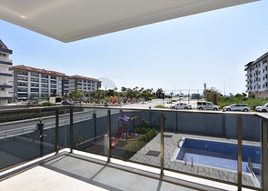 Садовый дуплекс в 100 метрах от моря