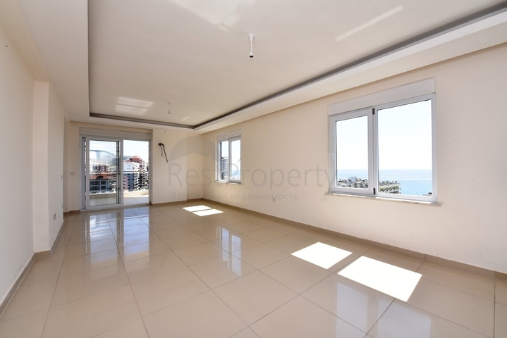 Просторный пентхаус 3+1 с панорамным видом на море 