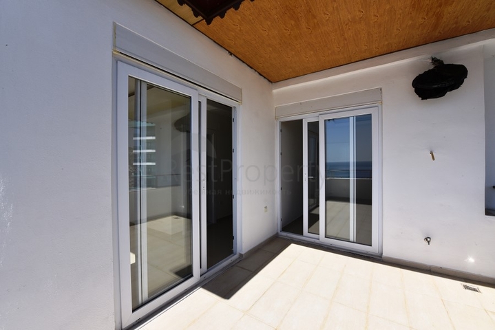 Просторный пентхаус 3+1 с панорамным видом на море 