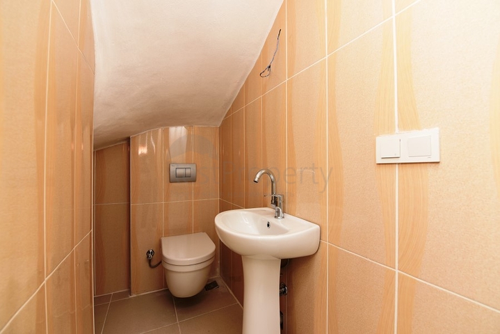 Просторный пентхаус 3+1 с панорамным видом на море 