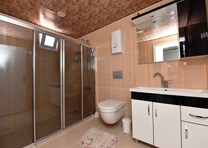 Пентхаус с тремя спальнями в Махмутларе