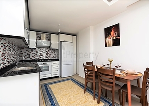 Пентхаус с тремя спальнями в Махмутларе