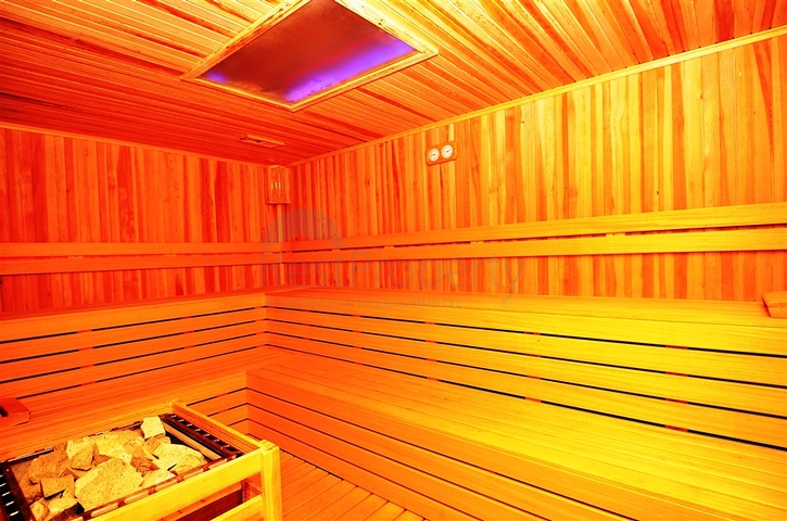 Двухкомнатная квартира на первой береговой линии с панорамным видом на море 