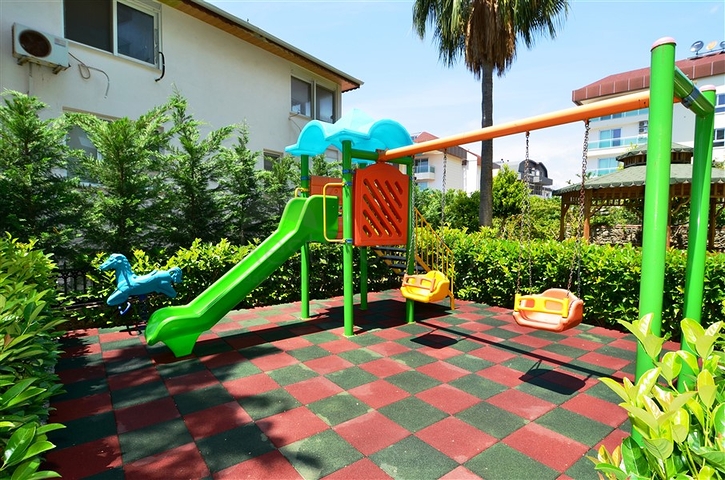 Двухкомнатная квартира на первой береговой линии с панорамным видом на море 