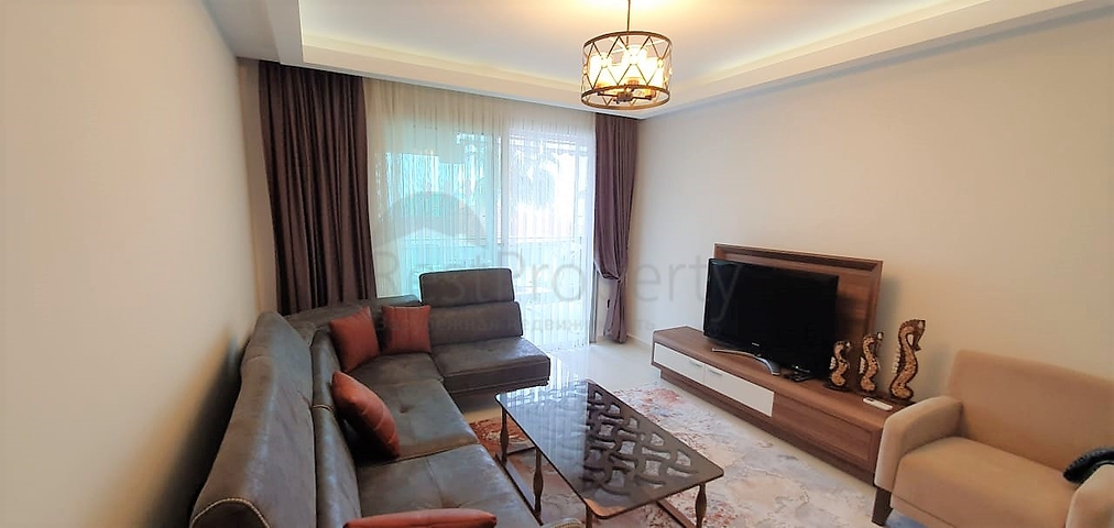 Двухкомнатная квартира на первой береговой линии с панорамным видом на море 