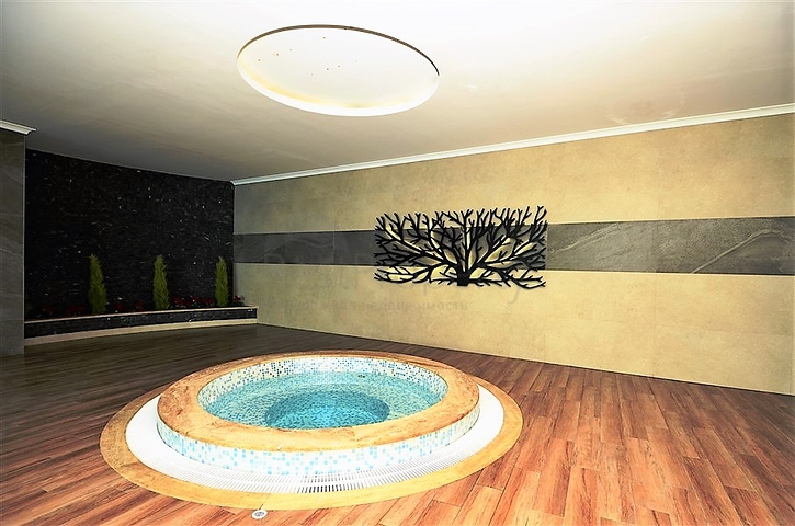 Двухкомнатная квартира на первой береговой линии с панорамным видом на море 