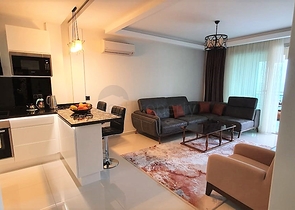 Двухкомнатная квартира на первой береговой линии с панорамным видом на море 