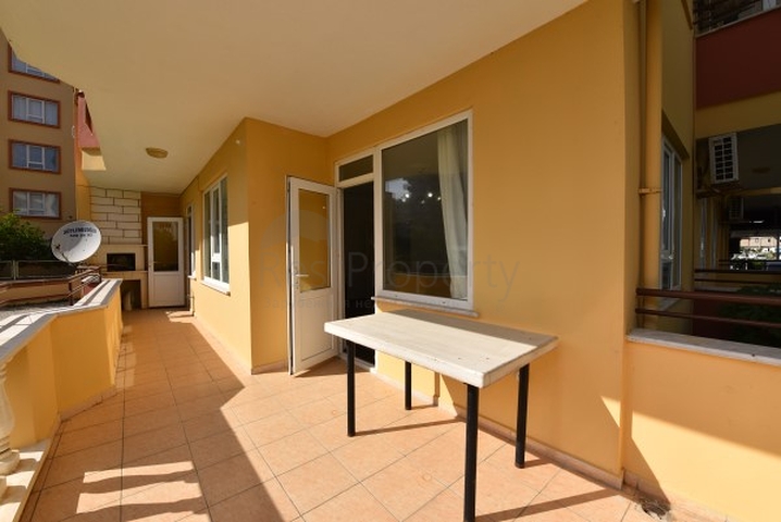 Трехкомнатные меблированные апартаменты в районе Махмутлар