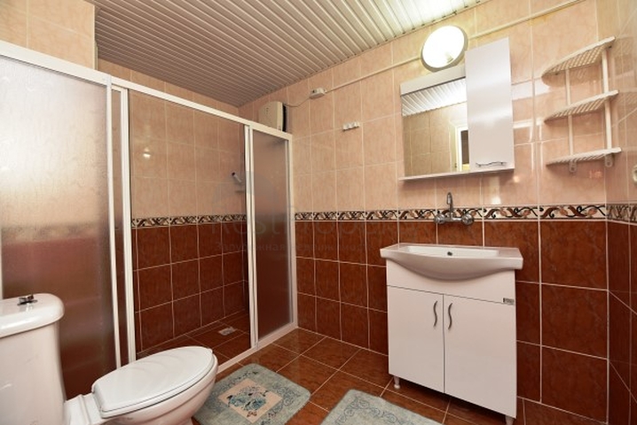 Трехкомнатные меблированные апартаменты в районе Махмутлар