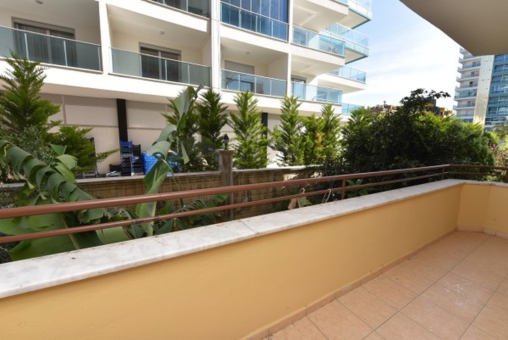 Трехкомнатные меблированные апартаменты в районе Махмутлар