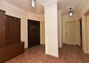 Трехкомнатные меблированные апартаменты в районе Махмутлар