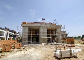 Продажа вилл 6+1 с собственным бассейном и садом в Коньяалты