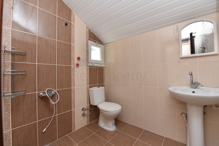 Отдельно стоящая вилла на берегу средиземного моря