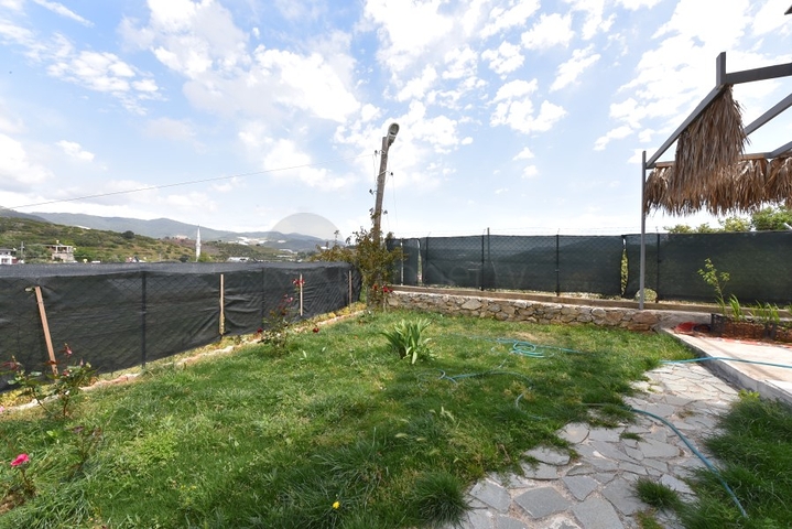 Отдельно стоящая вилла на берегу средиземного моря