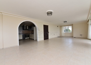 Отдельно стоящая вилла на берегу средиземного моря