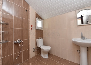 Отдельно стоящая вилла на берегу средиземного моря