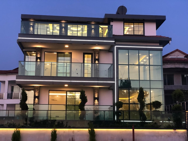 Вилла для большой семьи в районе Каргыджак