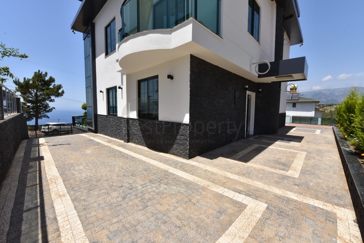 Вилла для большой семьи в районе Каргыджак