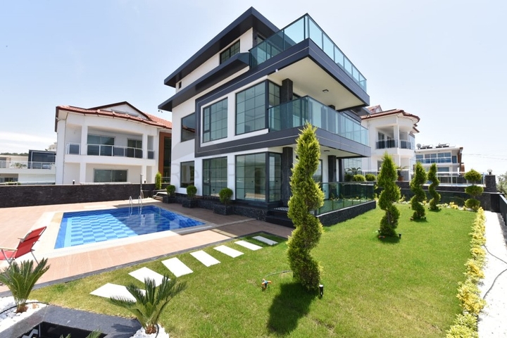 Вилла для большой семьи в районе Каргыджак