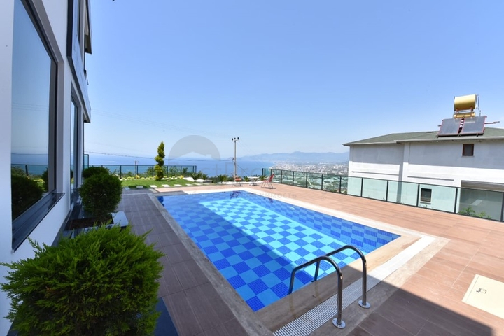 Вилла для большой семьи в районе Каргыджак