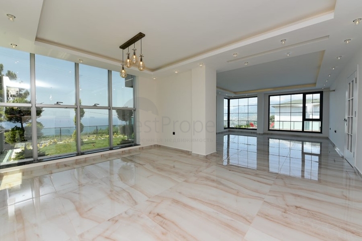 Вилла для большой семьи в районе Каргыджак