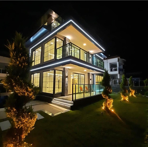 Вилла для большой семьи в районе Каргыджак