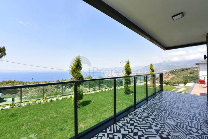 Вилла для большой семьи в районе Каргыджак