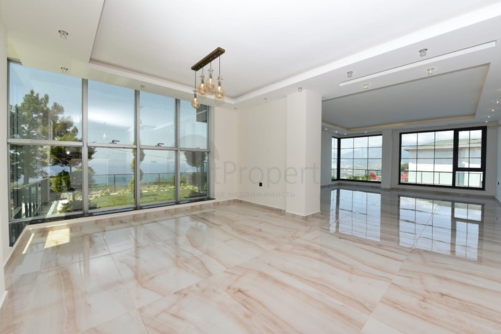 Вилла для большой семьи в районе Каргыджак