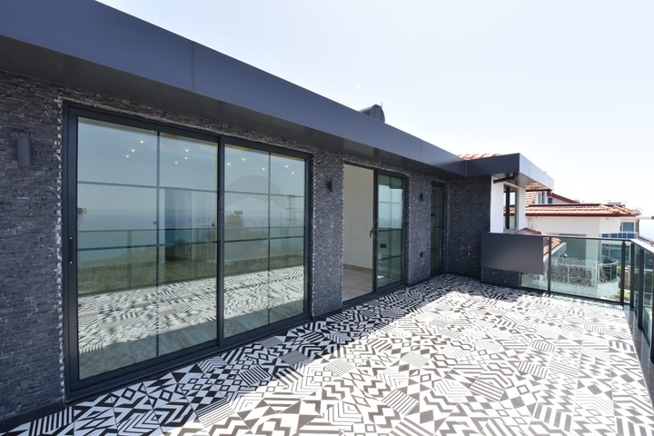 Вилла для большой семьи в районе Каргыджак