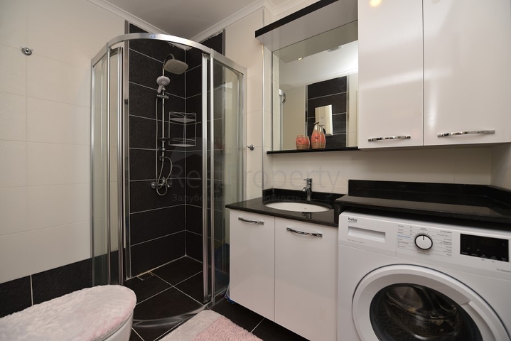 Квартира 2+1 с мебелью в районе Кестель в 200 м от моря