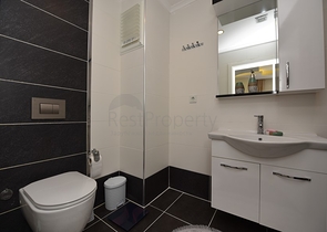 Квартира 2+1 с мебелью в районе Кестель в 200 м от моря