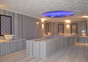 Квартира 2+1 с мебелью в районе Кестель в 200 м от моря