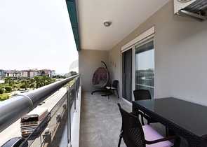 Квартира 2+1 с мебелью в районе Кестель в 200 м от моря