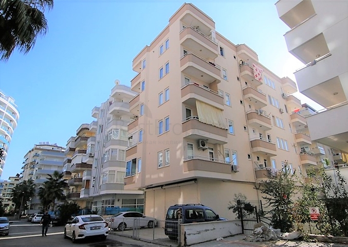 Недорогая квартира 1+1 в районе Махмутлар