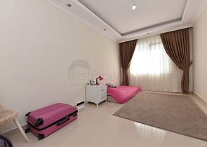 Квартира 2+1 с мебелью в районе Махмутлар с видом на горы