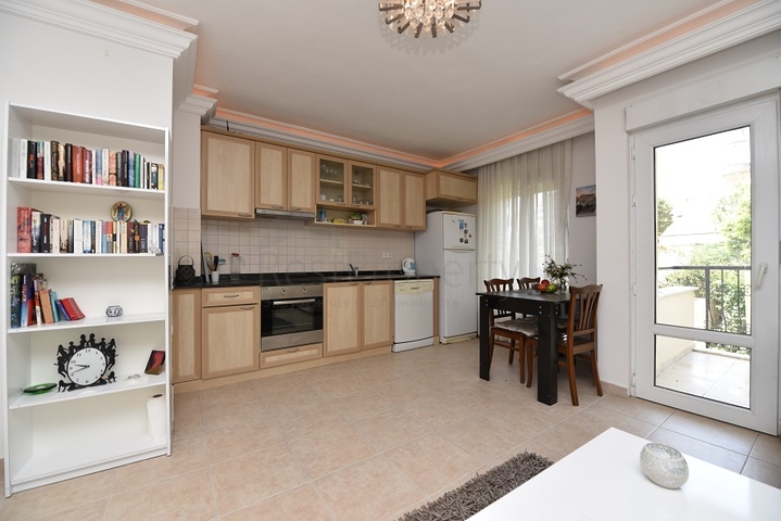 Меблированная квартира планировкой 1+1 в центре Алании