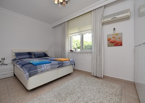 Меблированная квартира планировкой 1+1 в центре Алании