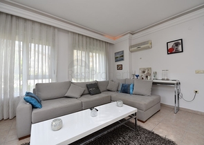 Меблированная квартира планировкой 1+1 в центре Алании