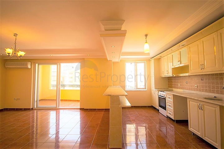 Трехкомнатная квартира в Махмутларе