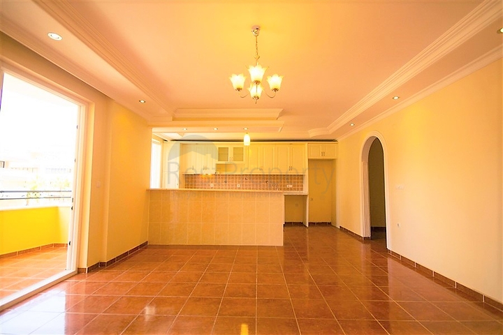 Трехкомнатная квартира в Махмутларе