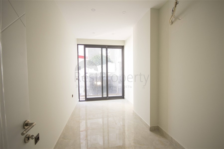 Трёхкомнатная квартира в новом комплексе на первой линии