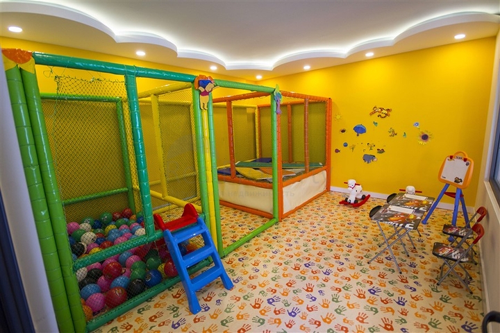 Трёхкомнатная квартира в новом комплексе на первой линии