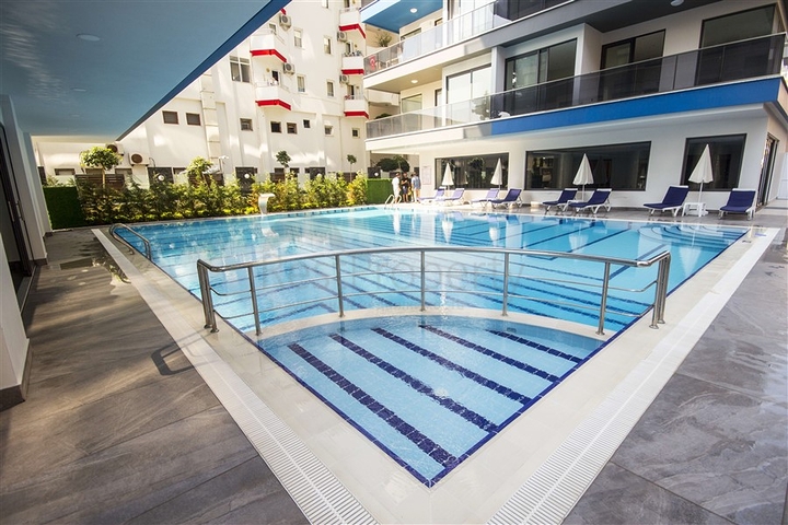 Трёхкомнатная квартира в новом комплексе на первой линии