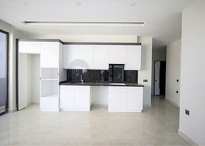 Трёхкомнатная квартира в новом комплексе на первой линии